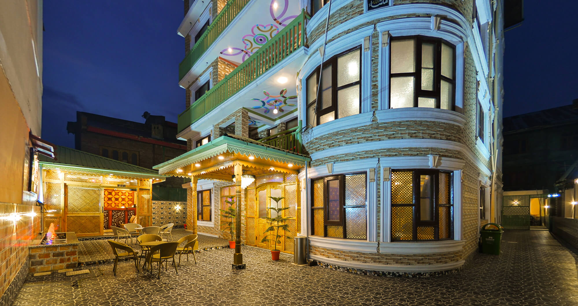 Royal Habib Residency, Srinagar, Kashmir Royal Habib Residency - a unit of Triangle Retreat