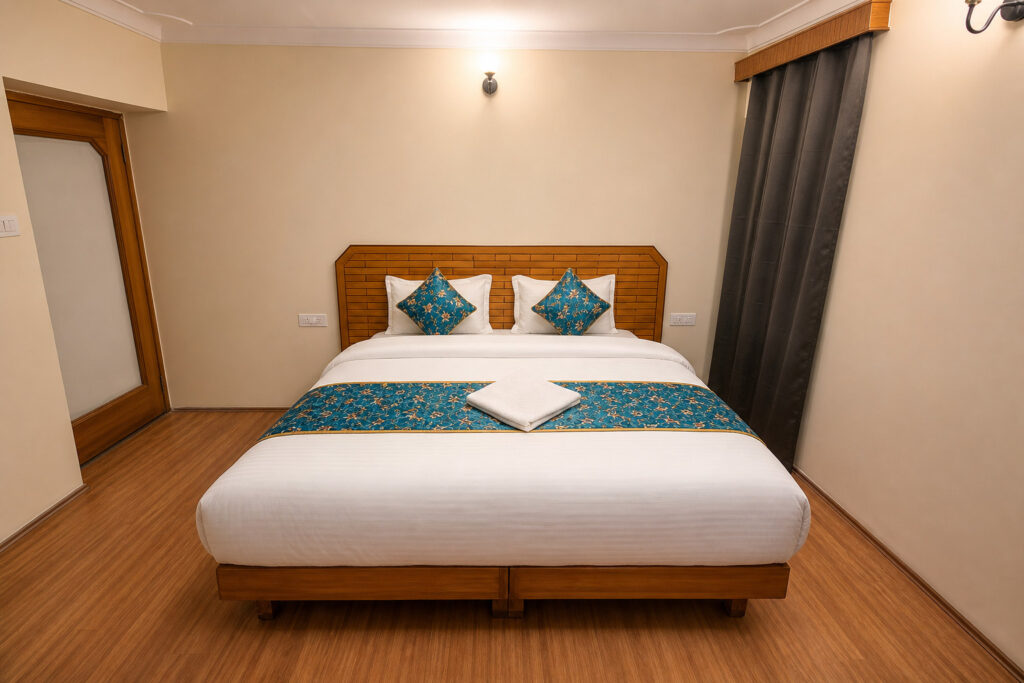 Deluxe Room - Hotel Abu Palace, Leh