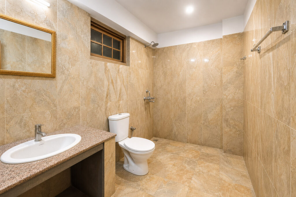Washrooms - Abu Palace, Leh